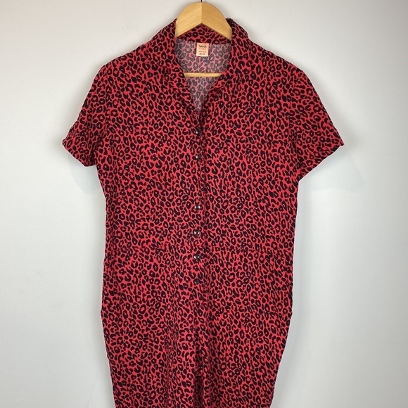 SMASH + Tess • Roxy Leopard Romper - Picture 2 of 11
